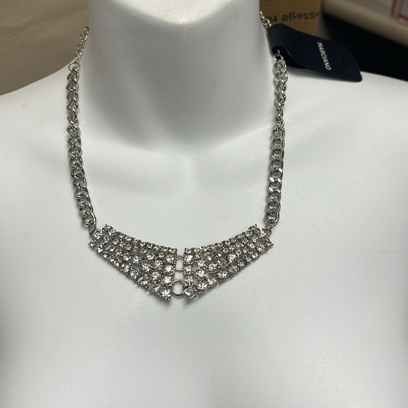 NWT Guess/Marciano Necklace - Picture 5 of 5